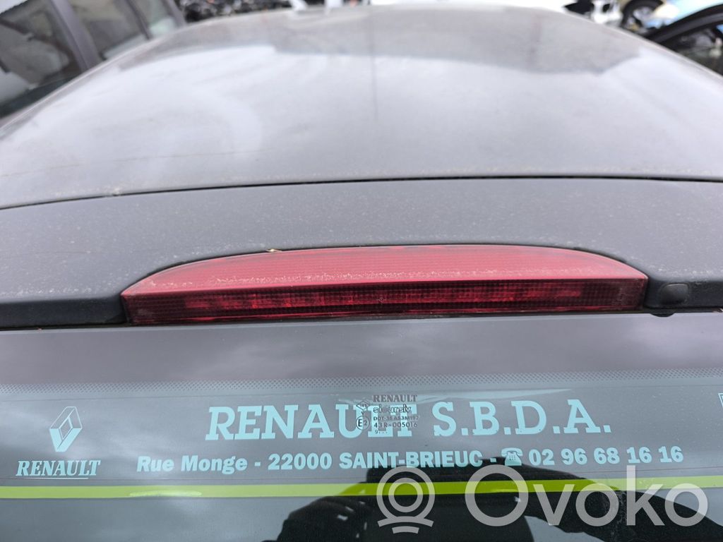 Renault Clio II Trzecie światło stop 