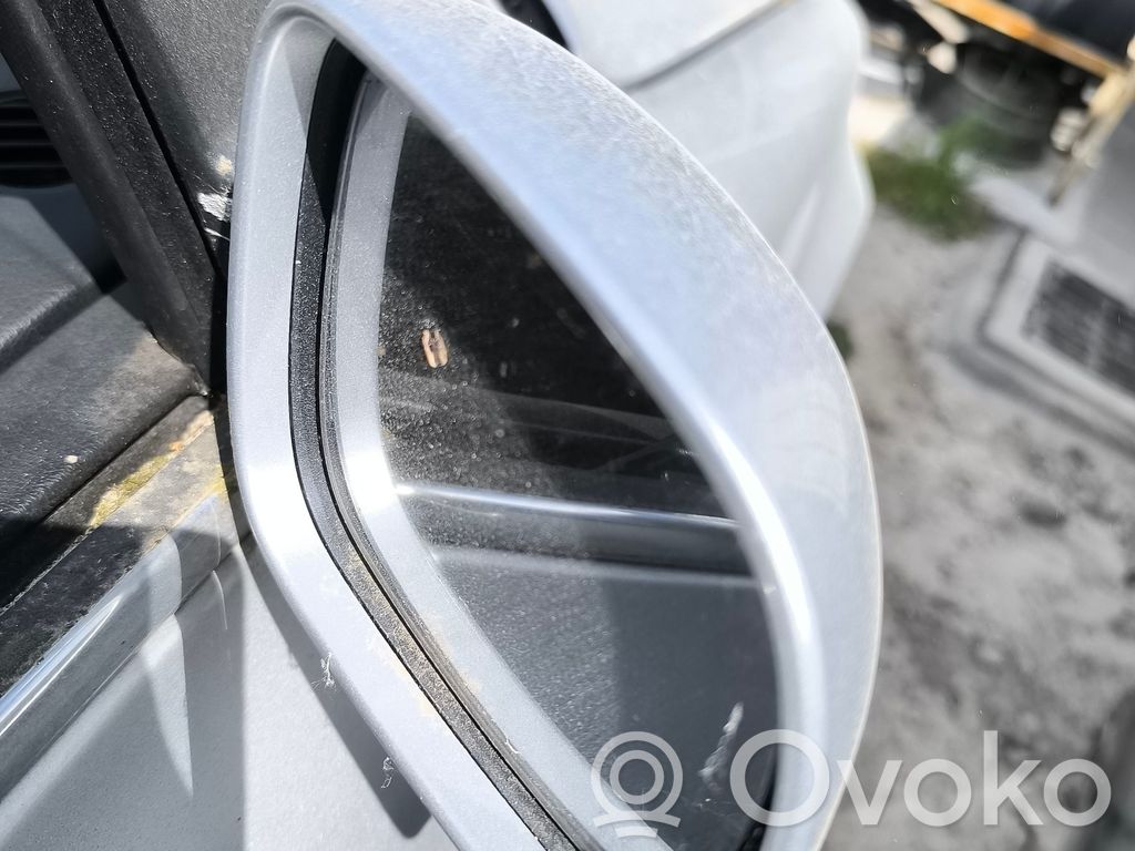 Volkswagen PASSAT B5.5 Sticlă oglindă laterală 
