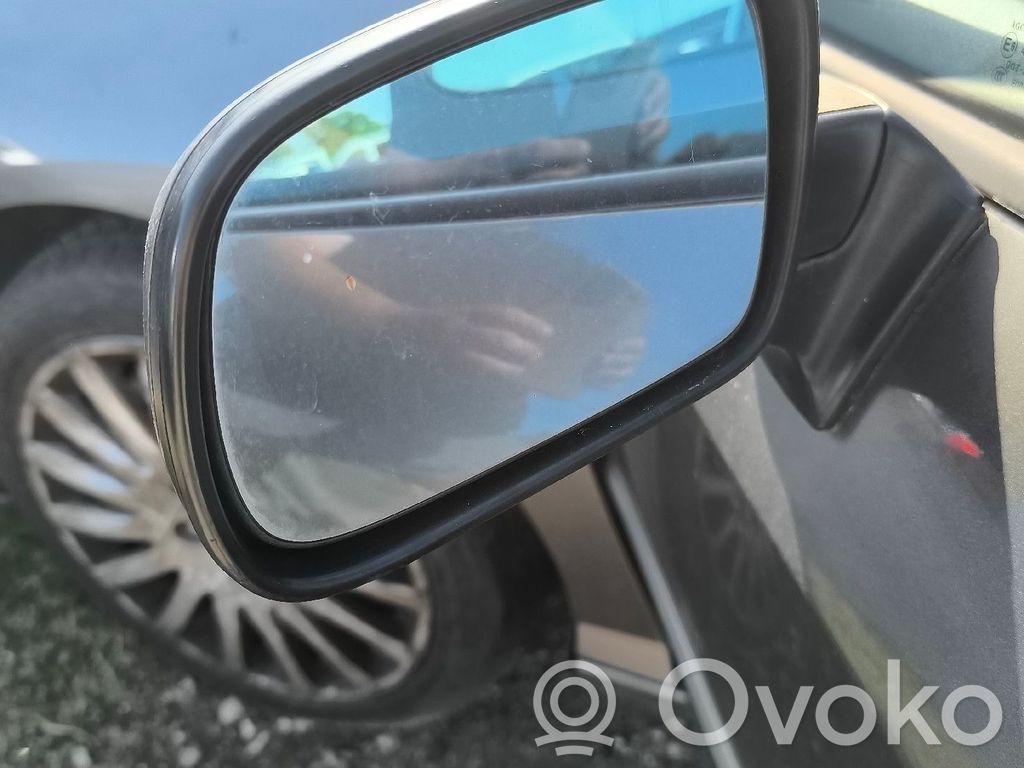 Peugeot 407 Wkład lusterka drzwi przednich 