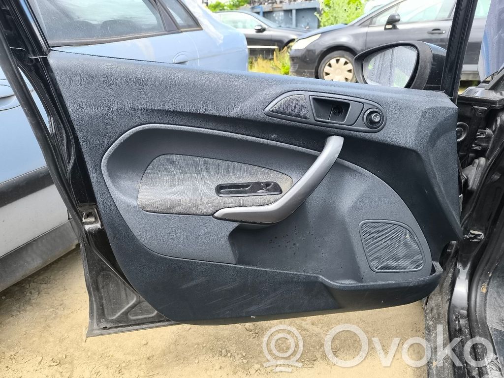 Ford Fiesta Rivestimento del pannello della portiera anteriore 