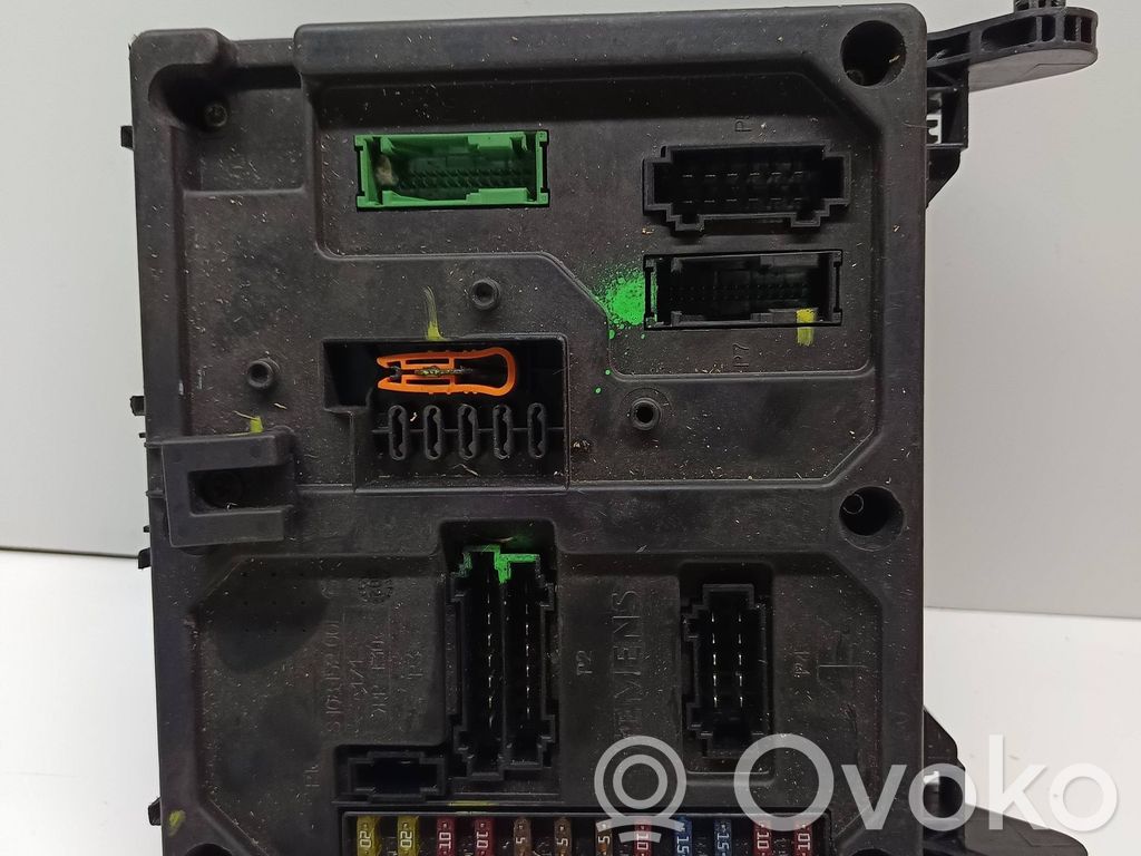 Volkswagen Sharan Fuse module 