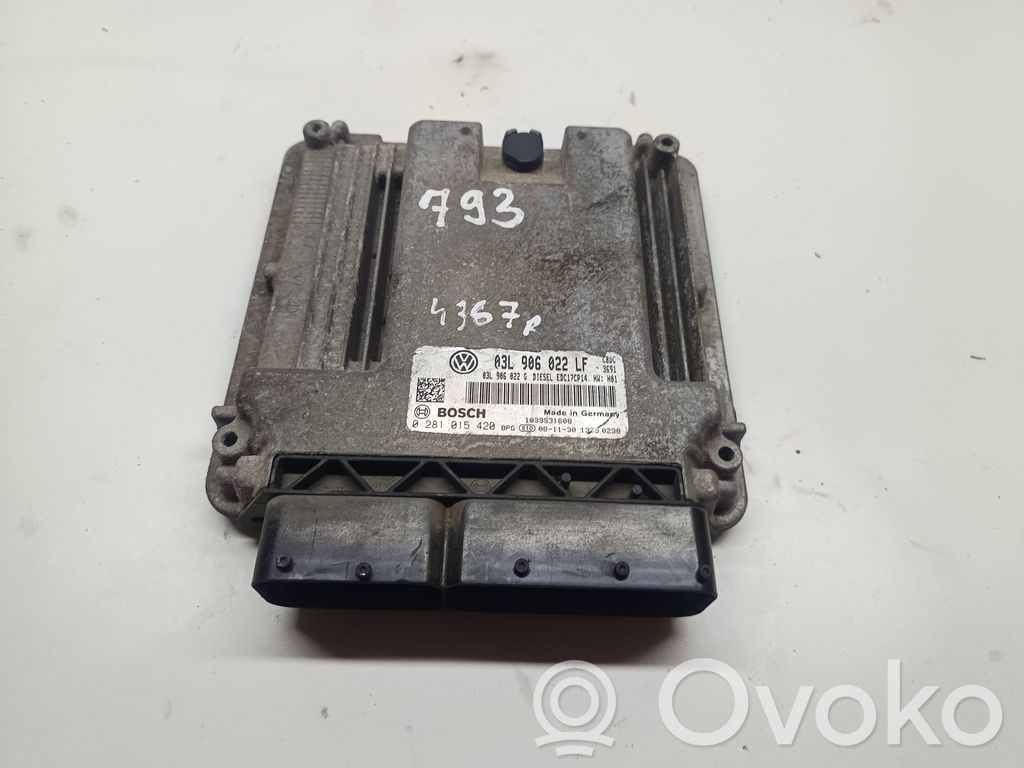 Volkswagen Golf VI Engine control unit/module 