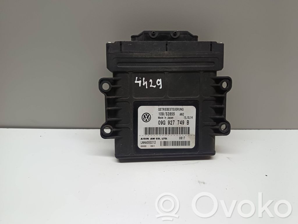 Volkswagen PASSAT B7 Gearbox control unit/module 