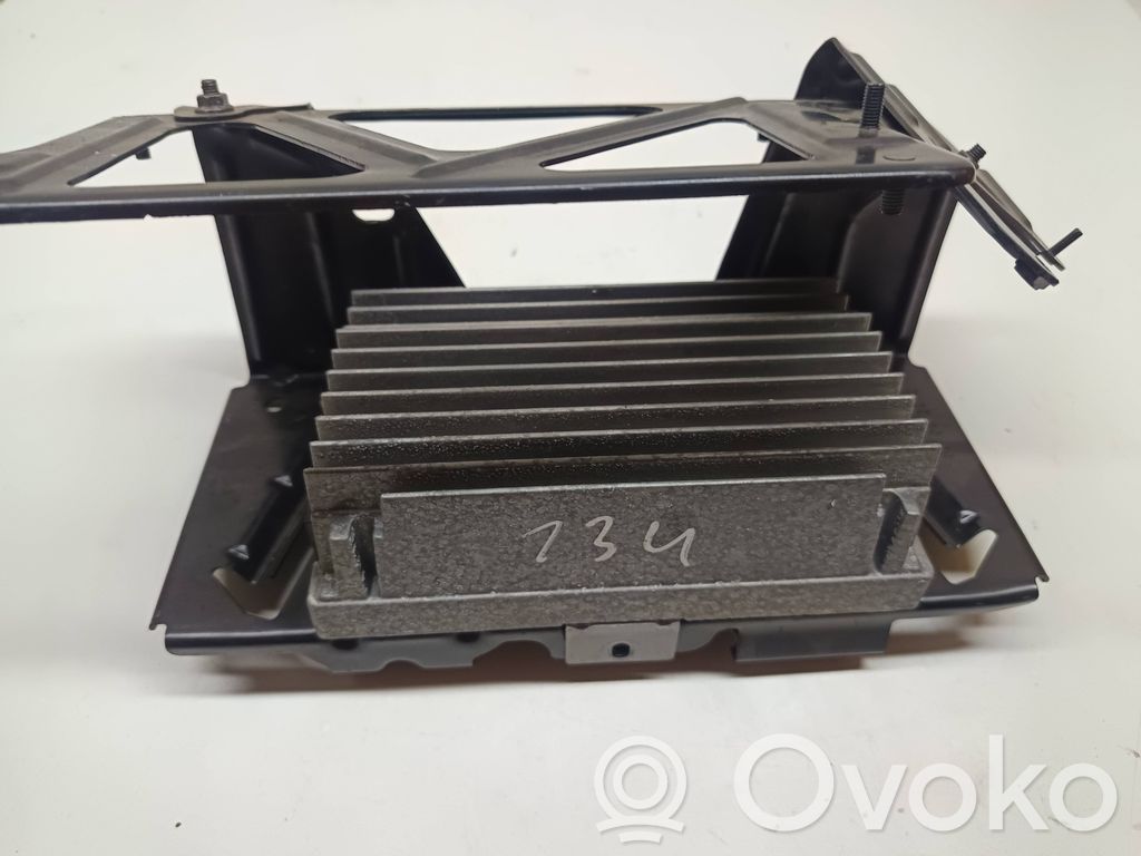 BMW 5 F10 F11 Wzmacniacz audio 