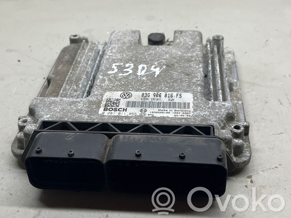 Volkswagen Touareg I Engine control unit/module 