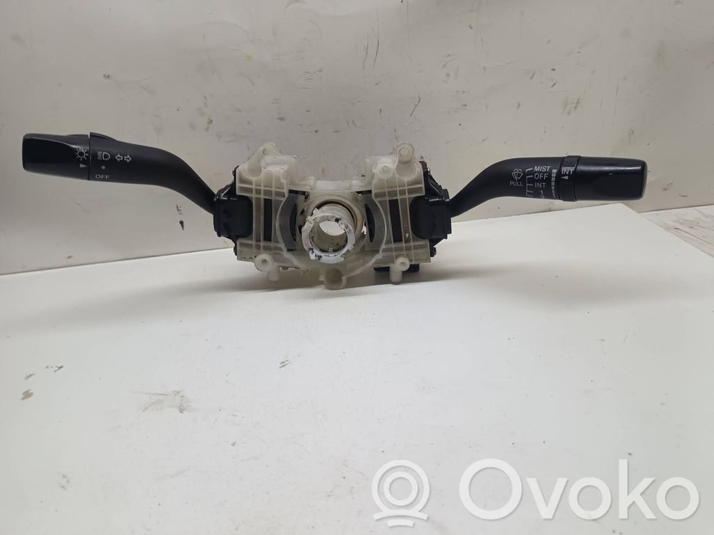 Mazda 6 Wiper turn signal indicator stalk/switch 