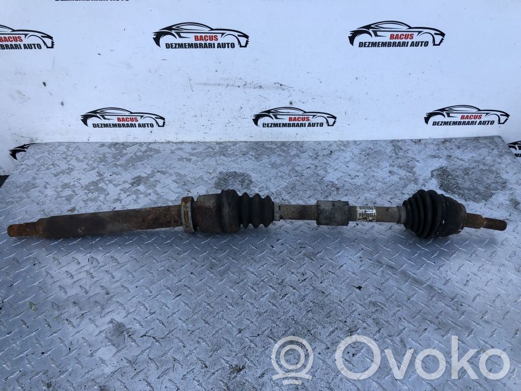 Ford Focus Priekinis pusašis 