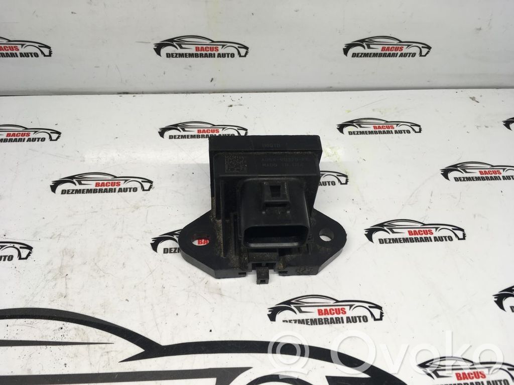 Unité de commande / module de pompe à carburant   AU5A9D370FC