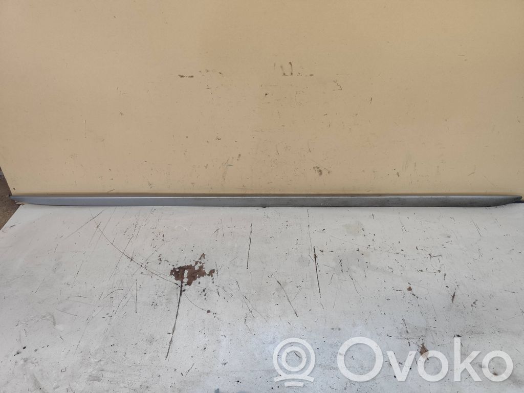 Sill   8T0854932A