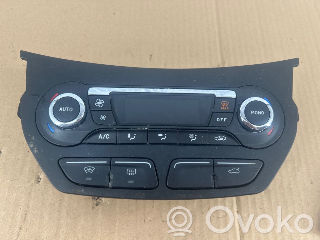 Ford Grand C-MAX Climate control unit 