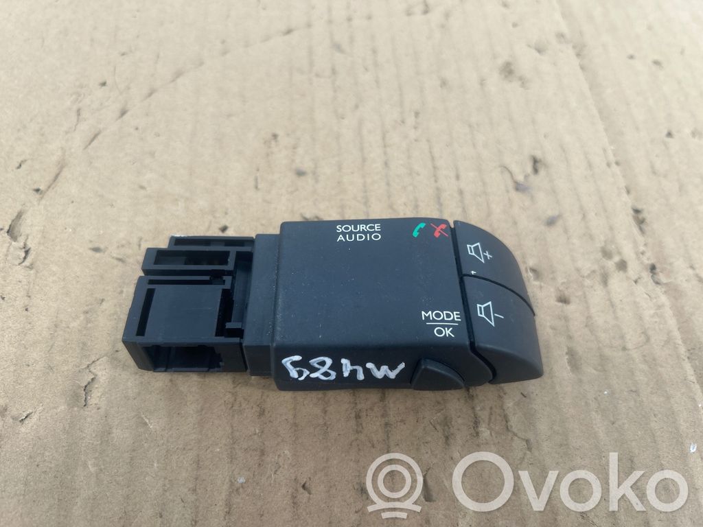 Renault Captur Multifunctional control switch/knob 