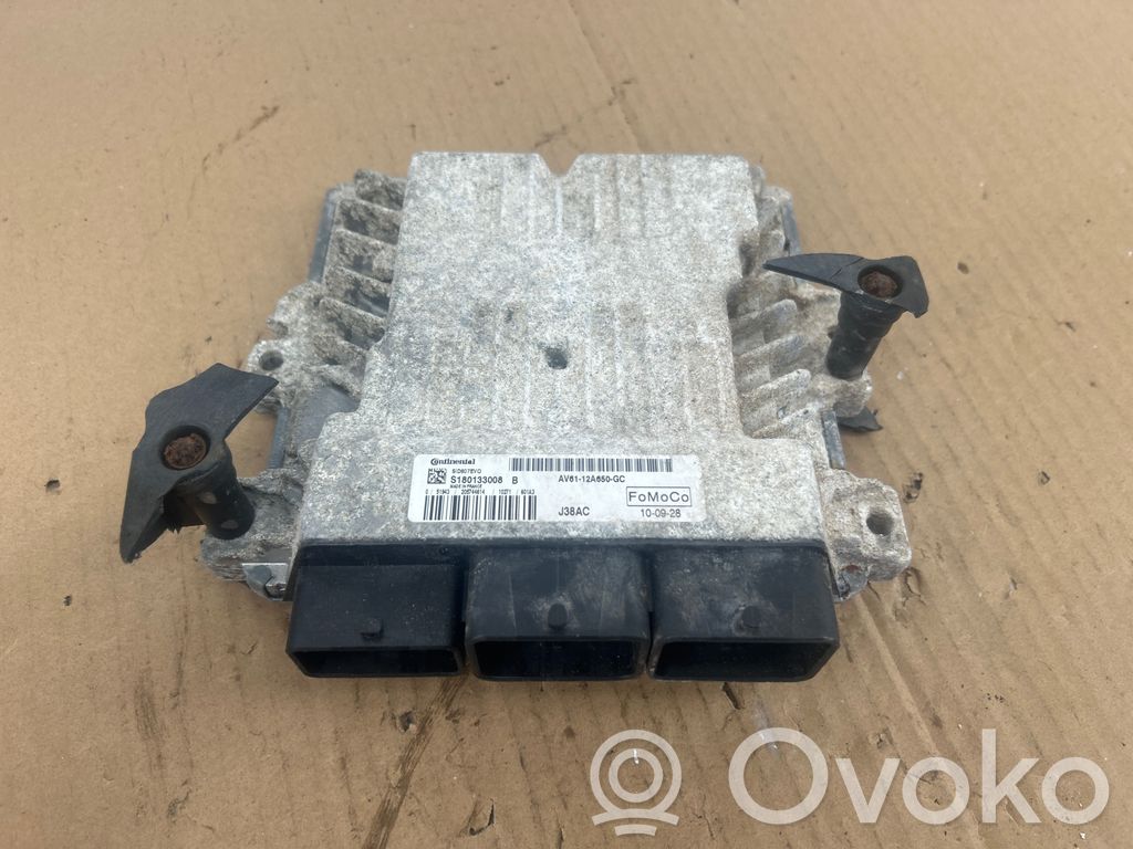 Sterownik / Moduł ECU   AV6112A650GC,S180133008