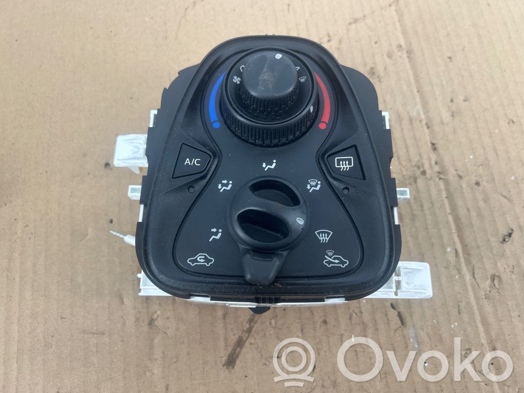 Citroen C1 Climate control unit 
