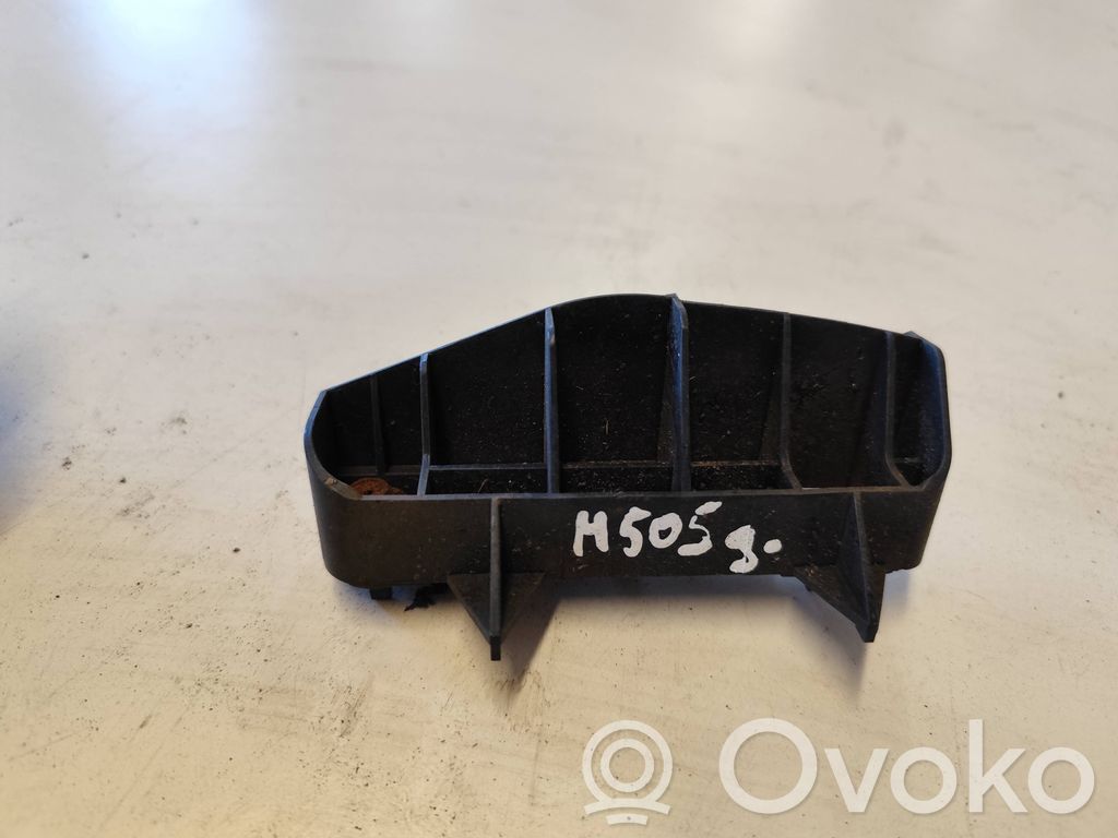 Toyota Avensis T270 Rear bumper mounting bracket 