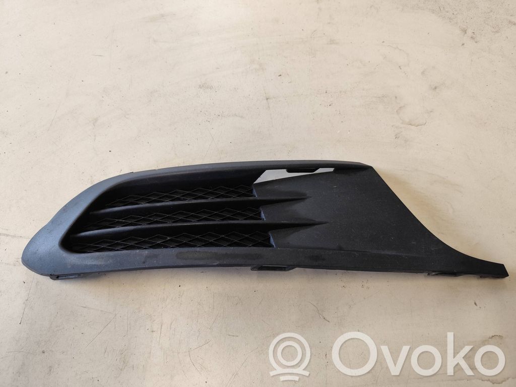 Volkswagen Jetta VI Grilă inferioară bară față 