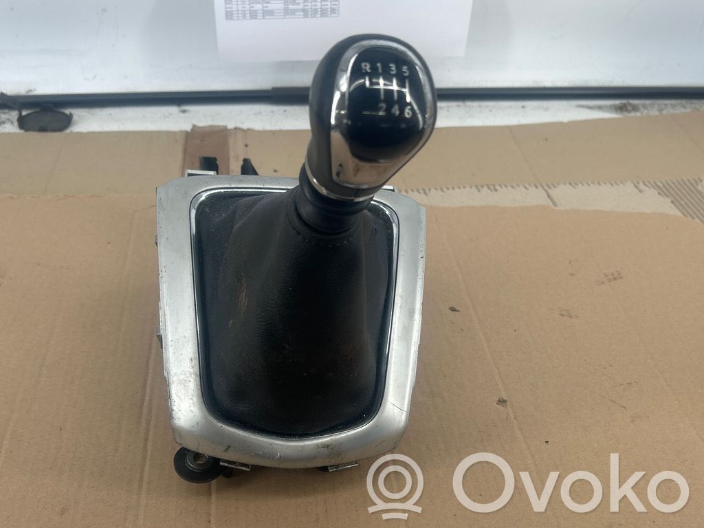 Nissan Qashqai Schimbător viteze 