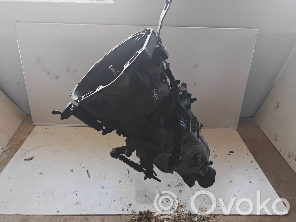 Hyundai H-1, Starex, Satellite Mechaninė 6 pavarų dėžė 