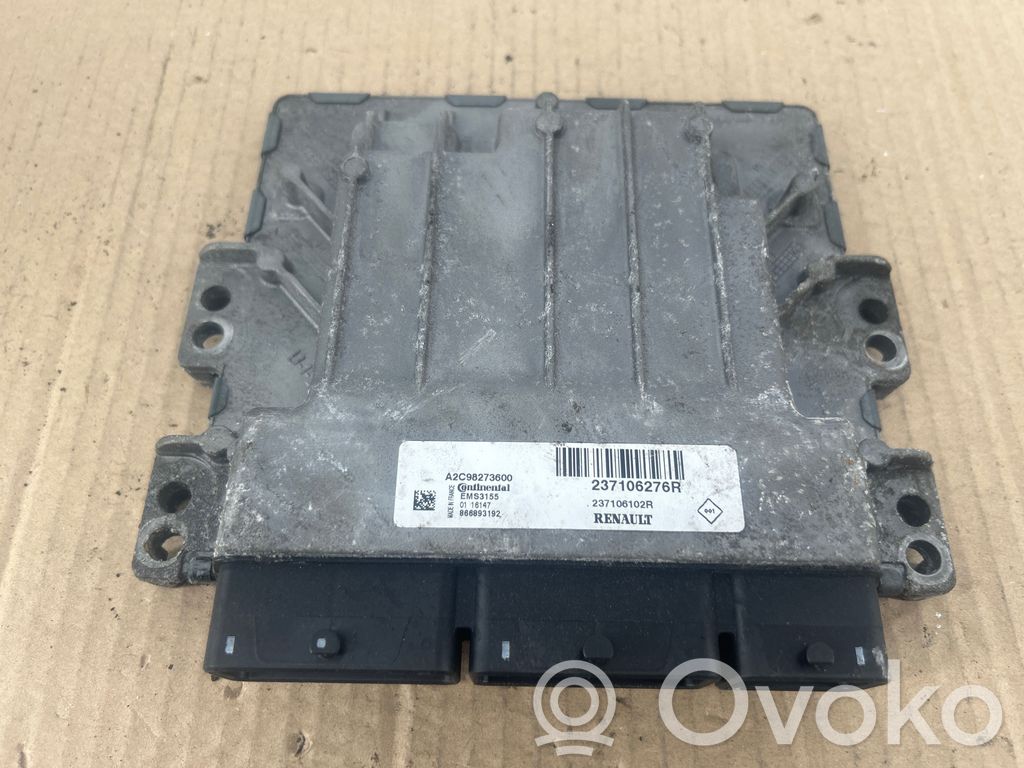 Dacia Duster Engine control unit/module 