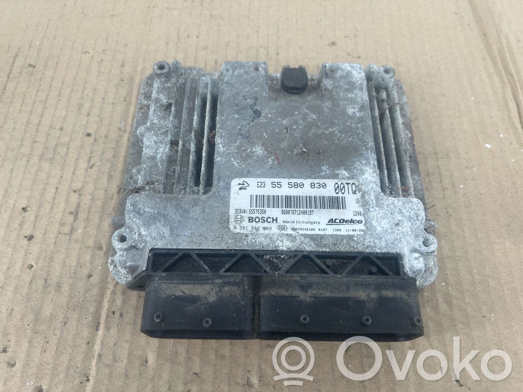 Opel Astra J Engine control unit/module 