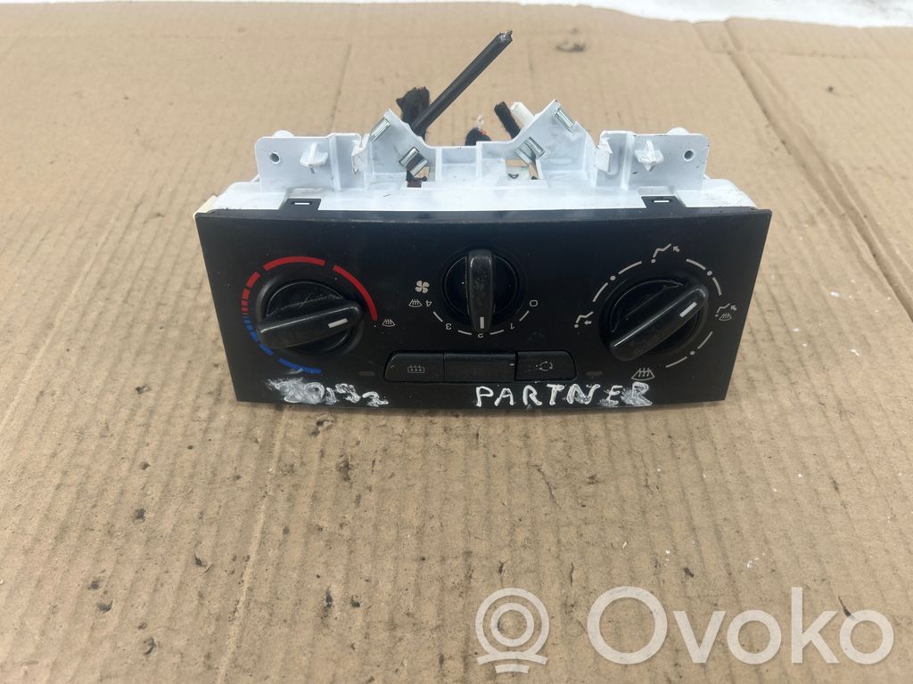 Peugeot Partner Climate control unit 