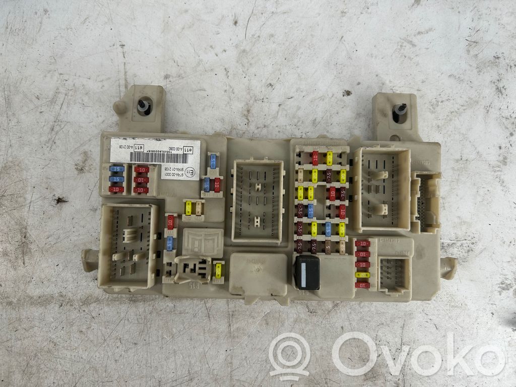 Ford Kuga I Fuse module 