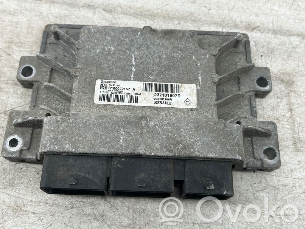 Engine control unit/module   S180042157A,237101907R,237101206R
