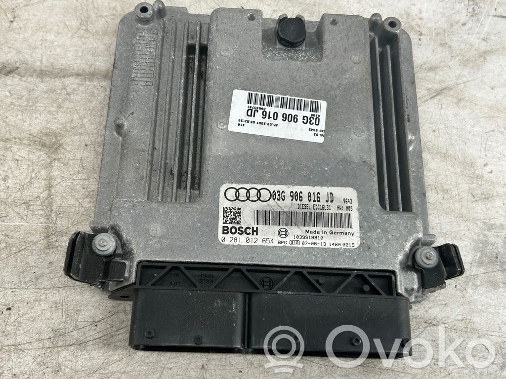 Audi A4 S4 B8 8K Engine control unit/module 
