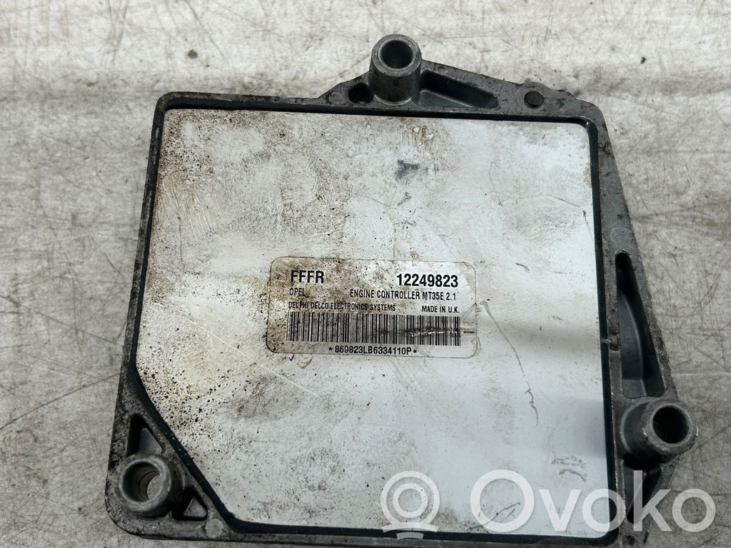 Opel Meriva A Engine control unit/module ECU 
