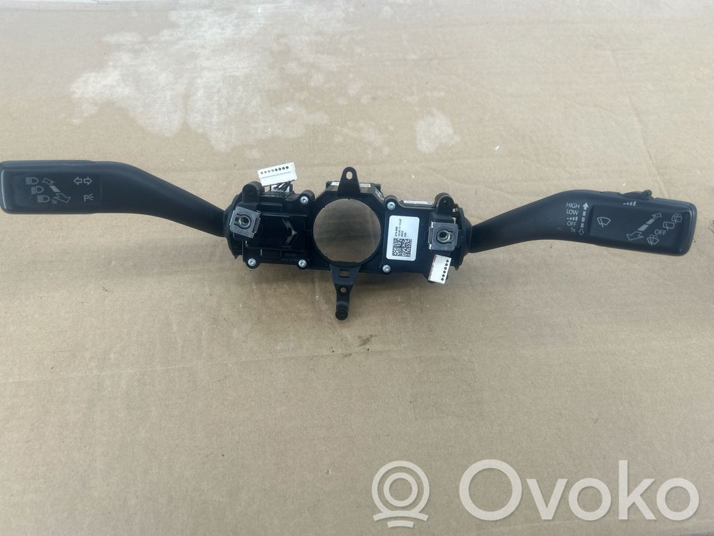 Volkswagen Tiguan Wiper turn signal indicator stalk/switch 