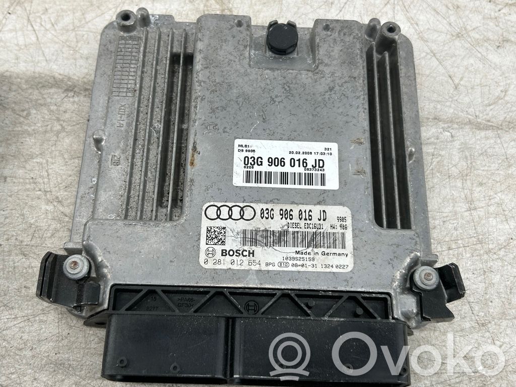 Audi A4 S4 B8 8K Engine control unit/module 