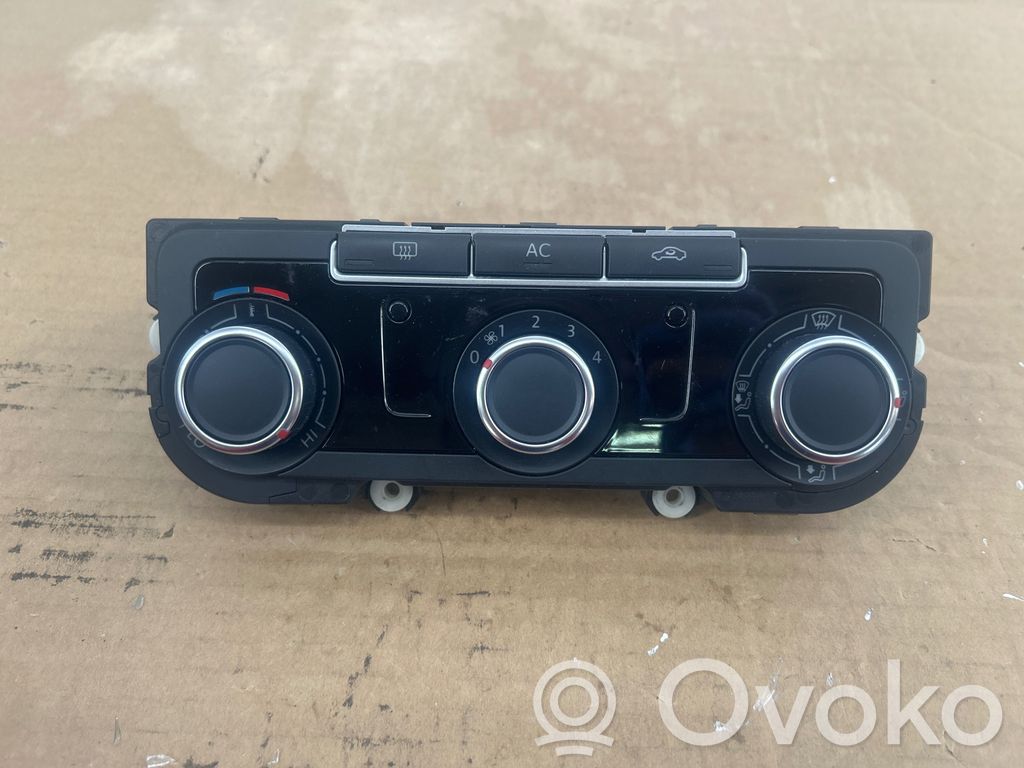 Volkswagen Jetta VI Panel klimatyzacji 