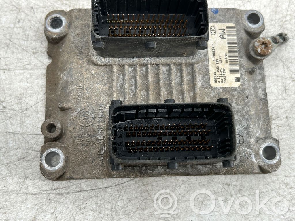 Opel Corsa D Engine control unit/module 