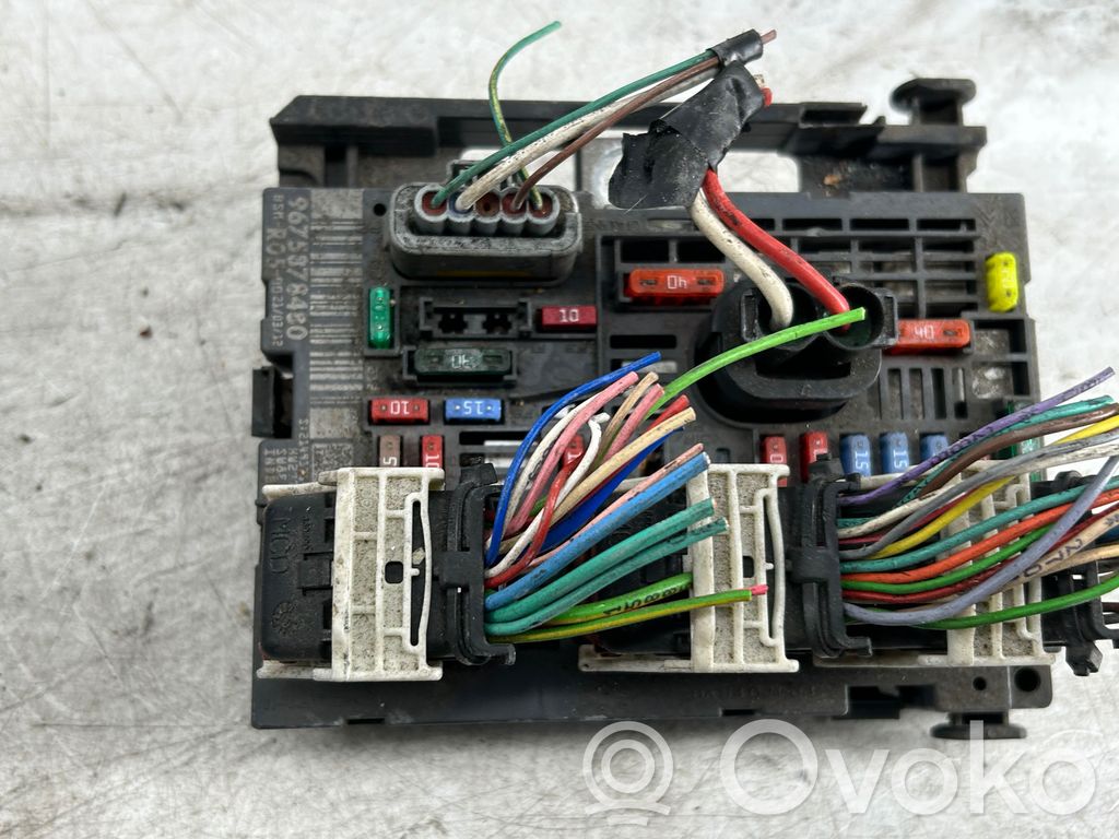 Peugeot 308 BSM Control unit 