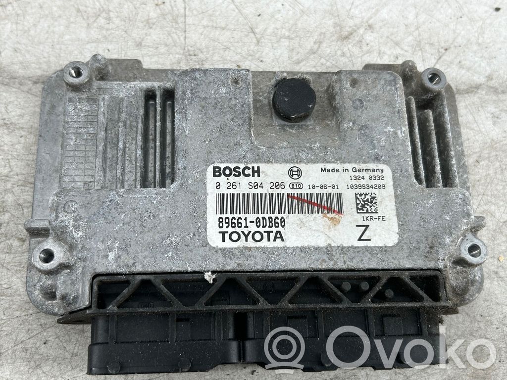 Toyota Yaris Engine control unit/module 