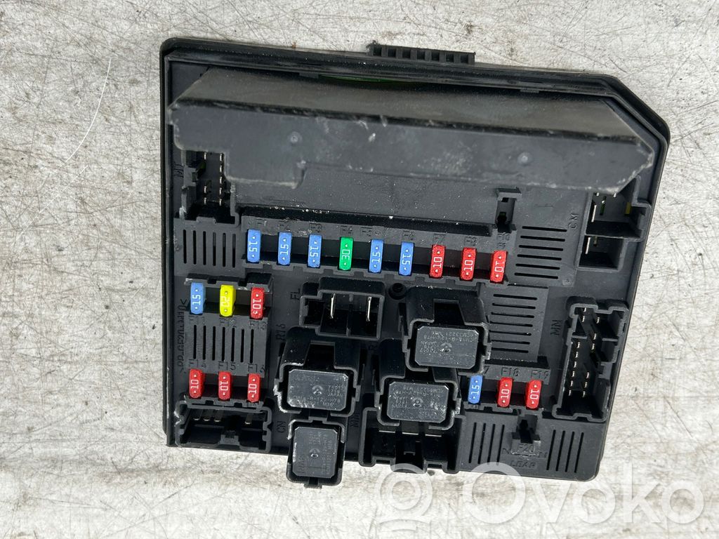 Nissan Qashqai Modul siguranțe 