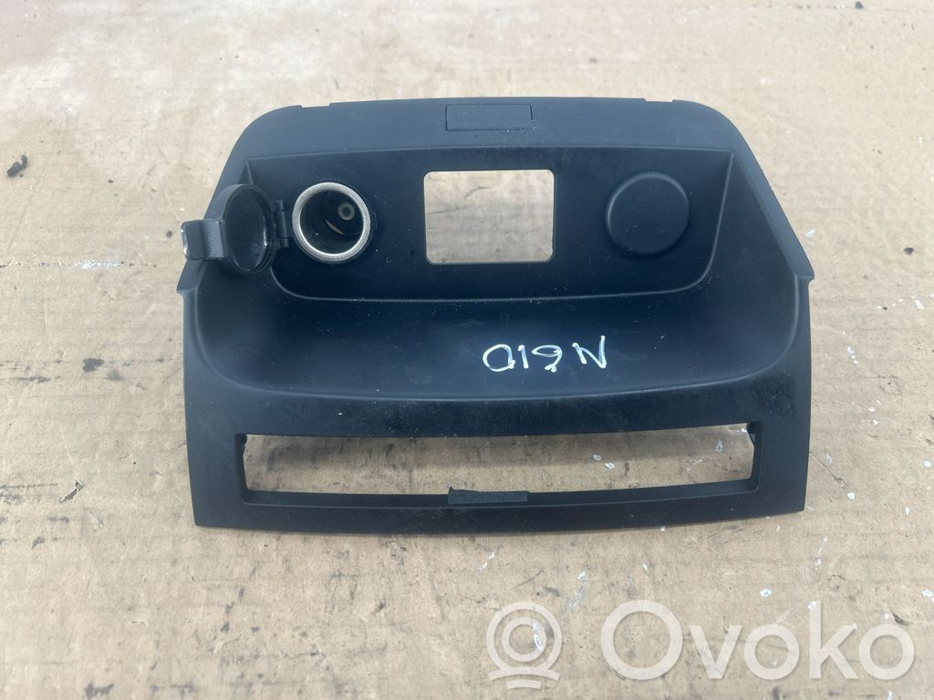 KIA Sorento Ramă brichetă 