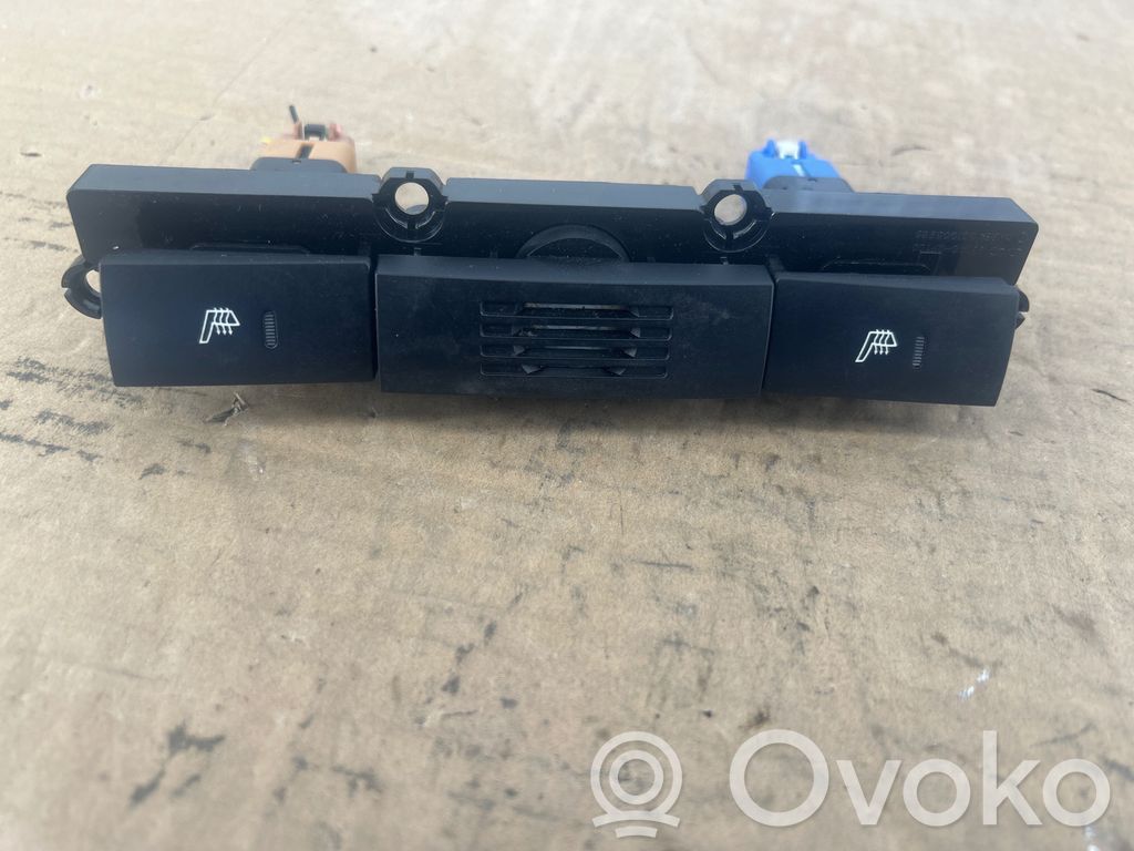 KIA Sorento Seat heating switch 