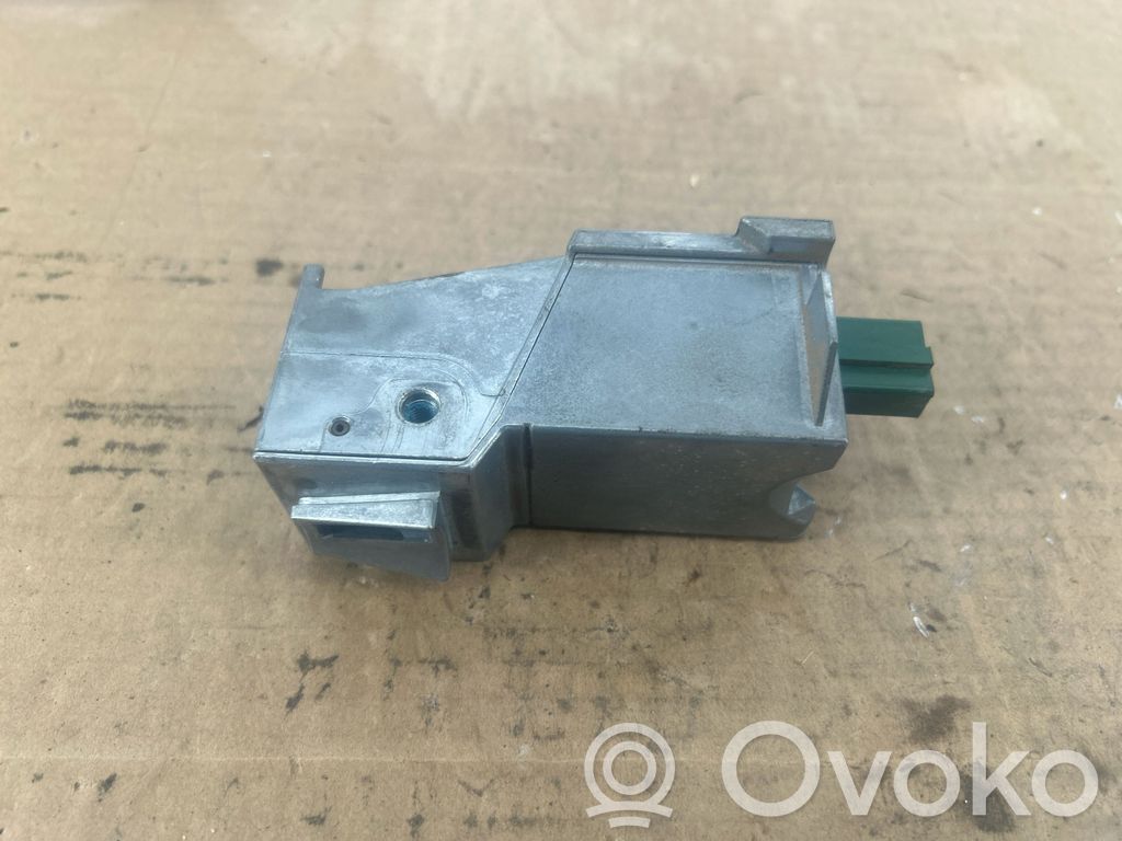 Ford Kuga I Steering wheel lock 