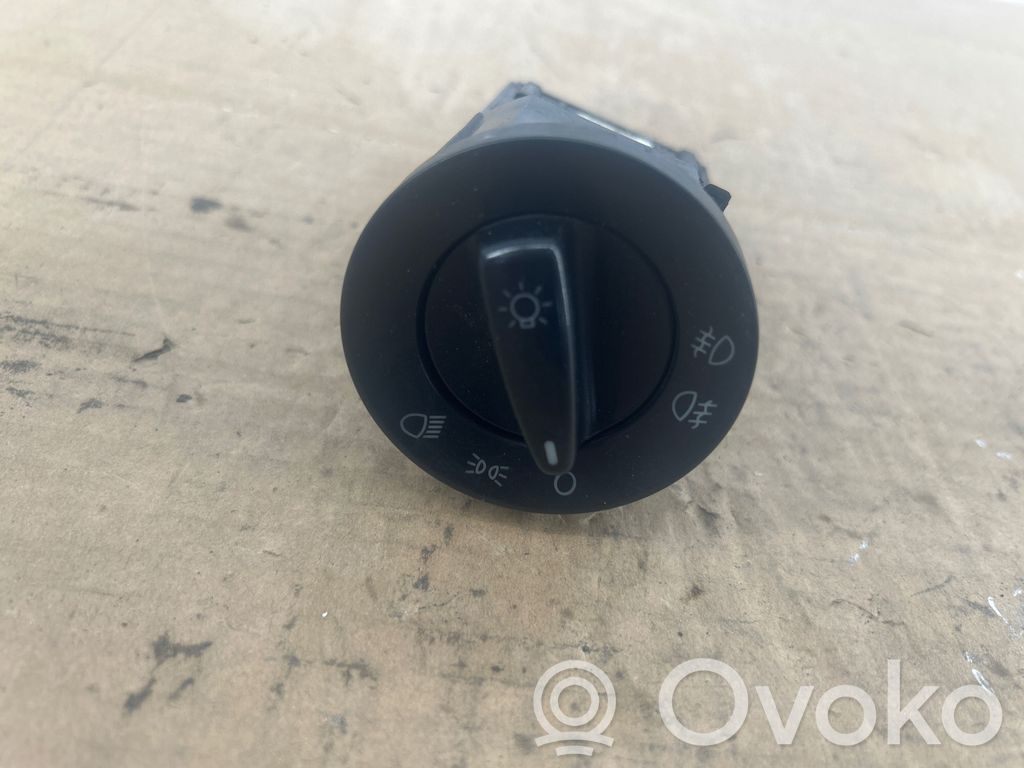 Skoda Superb B6 (3T) Interruptor de luz 