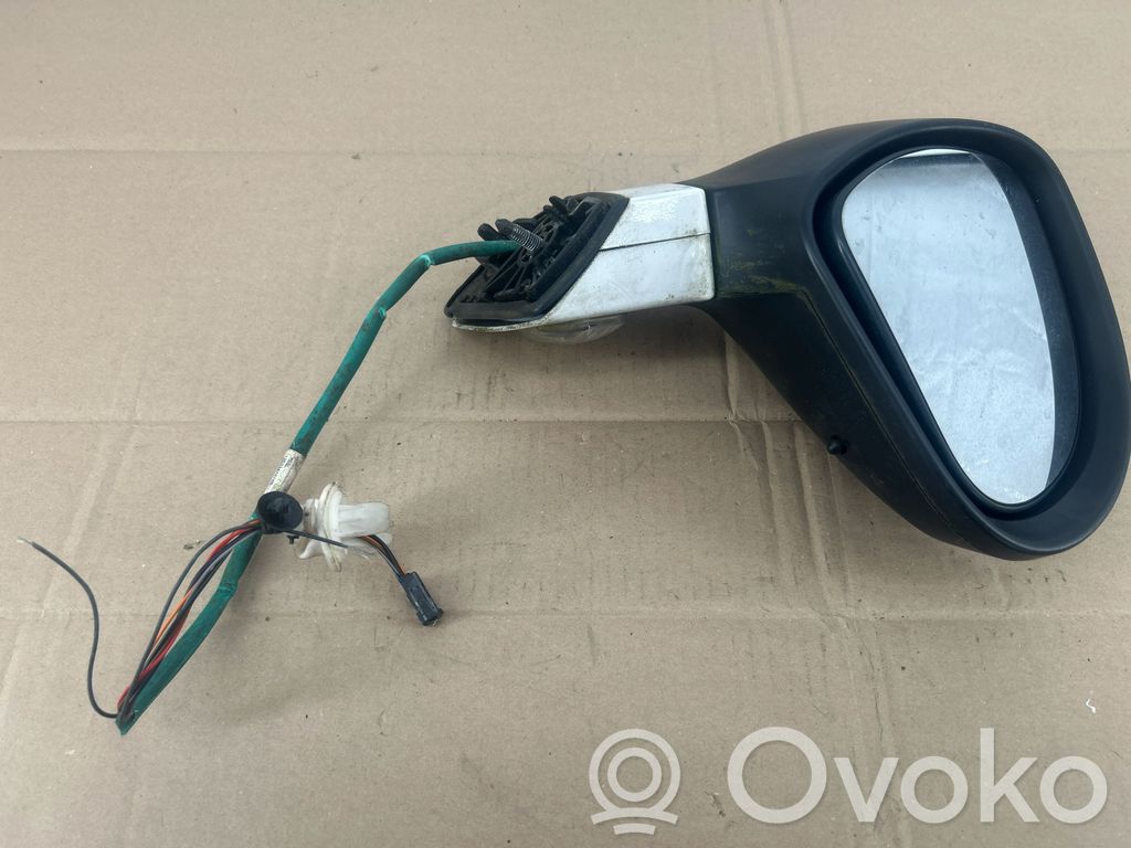Peugeot 308 Elektryczne lusterko boczne drzwi przednich 