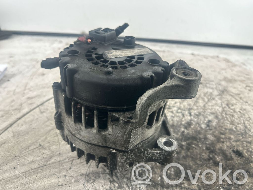 BMW 1 E82 E88 Generator/alternator 