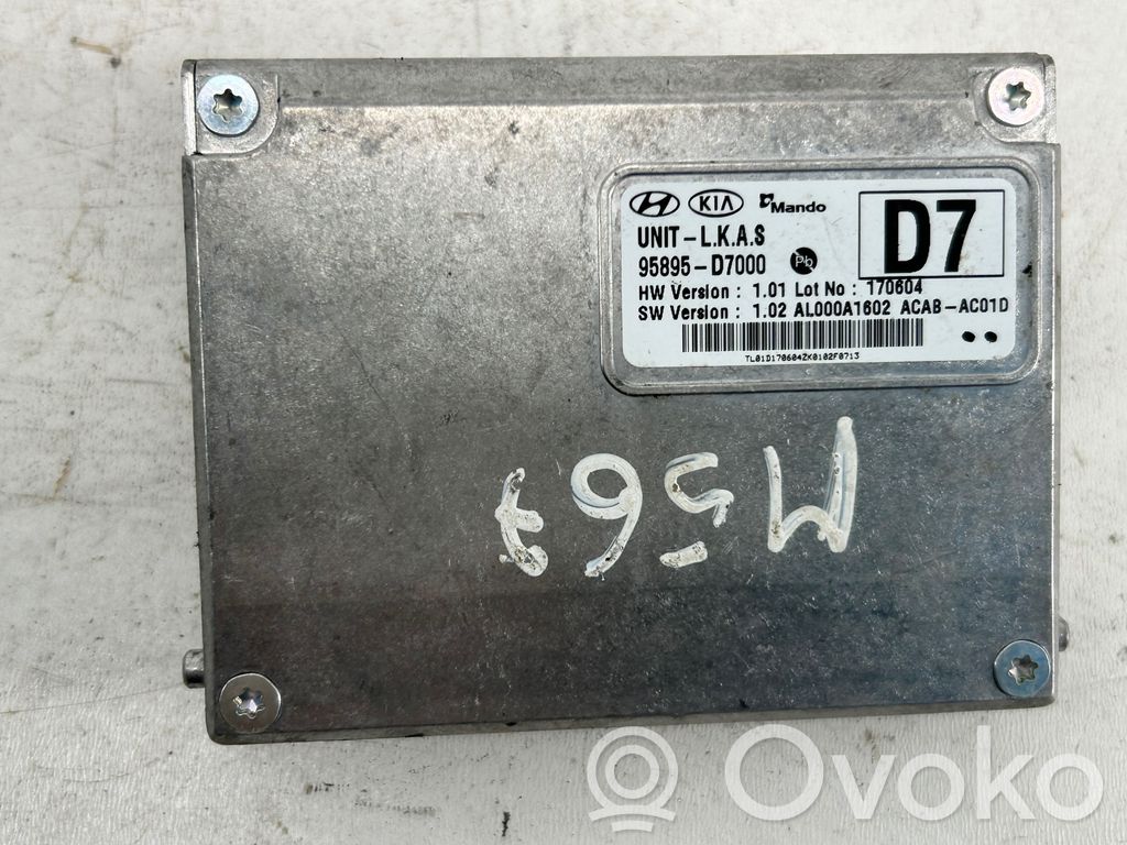 Hyundai Tucson TL Windshield/windscreen camera 