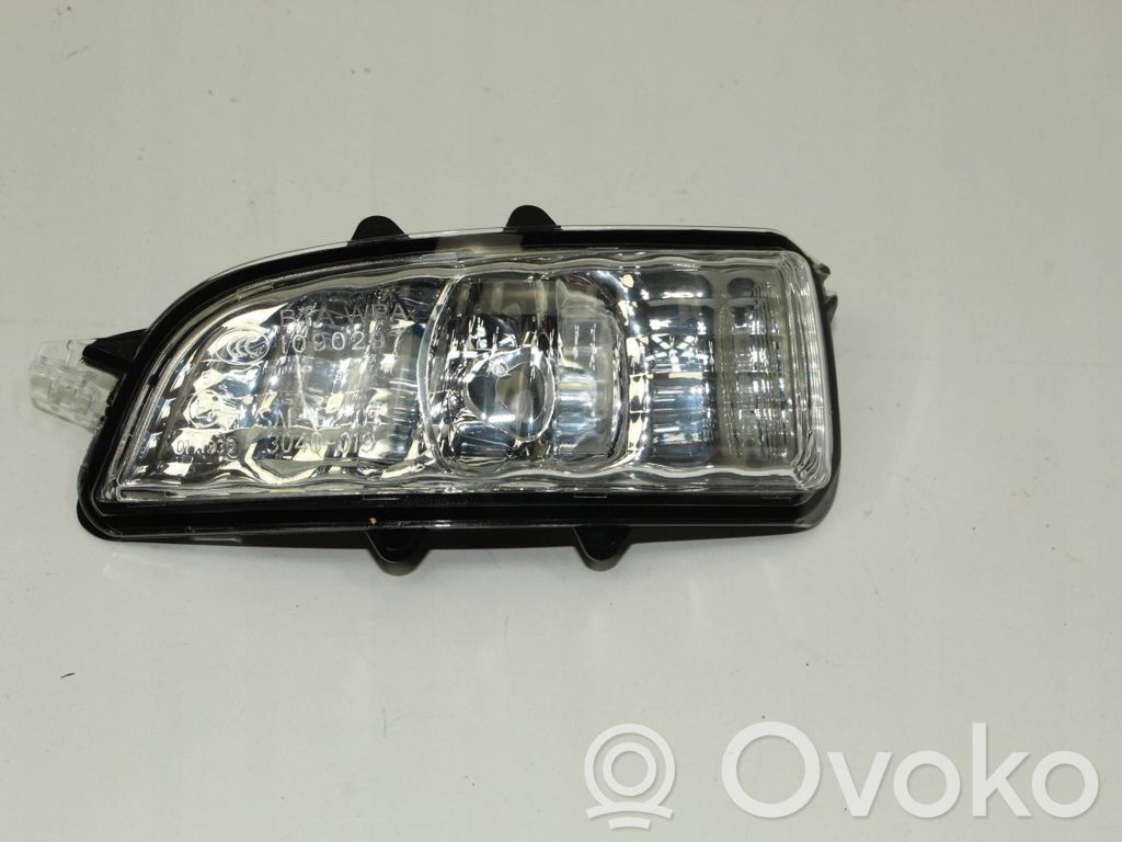 Volvo C70 Mirror indicator light 