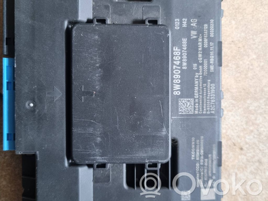 Audi Q7 4M Gateway control module 