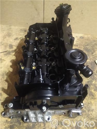 BMW 3 E90 E91 Engine head 