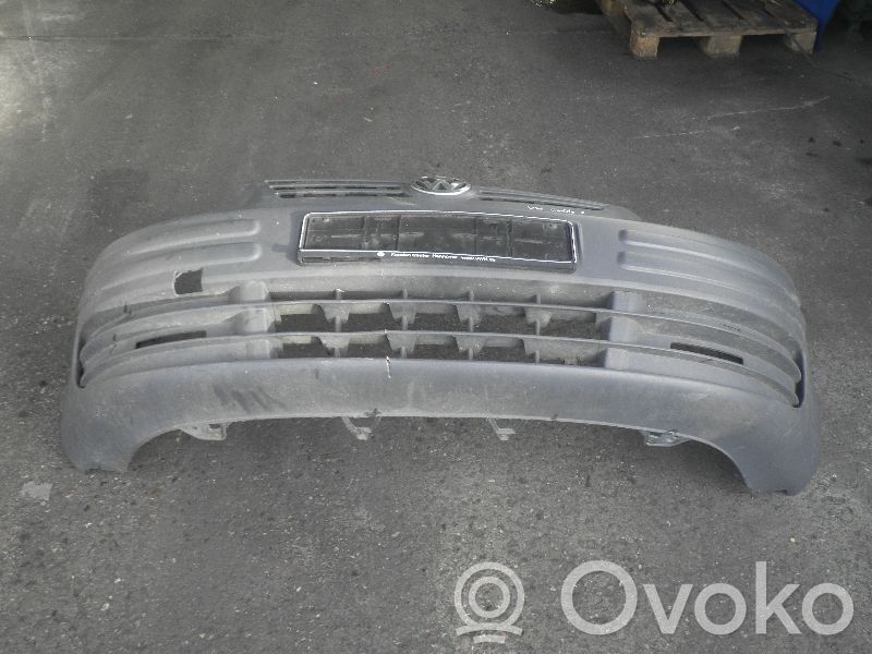 Volkswagen Caddy Parachoques delantero 