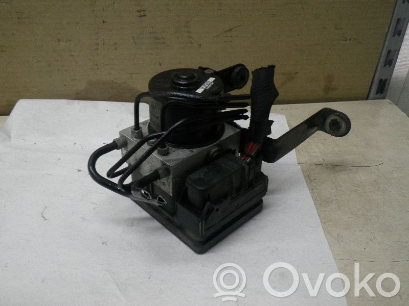Pompe ABS   8M512C405AA