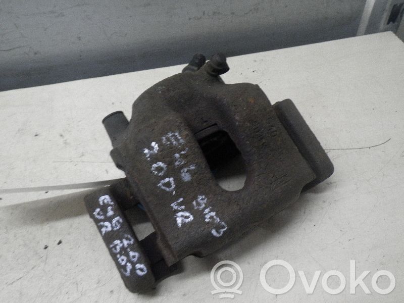 Caliper de freno delantero