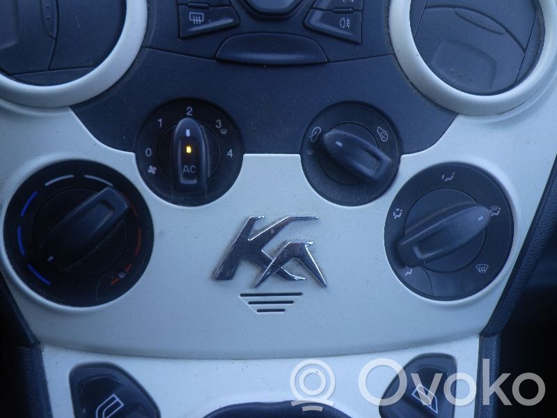 Climate control unit   1830994
