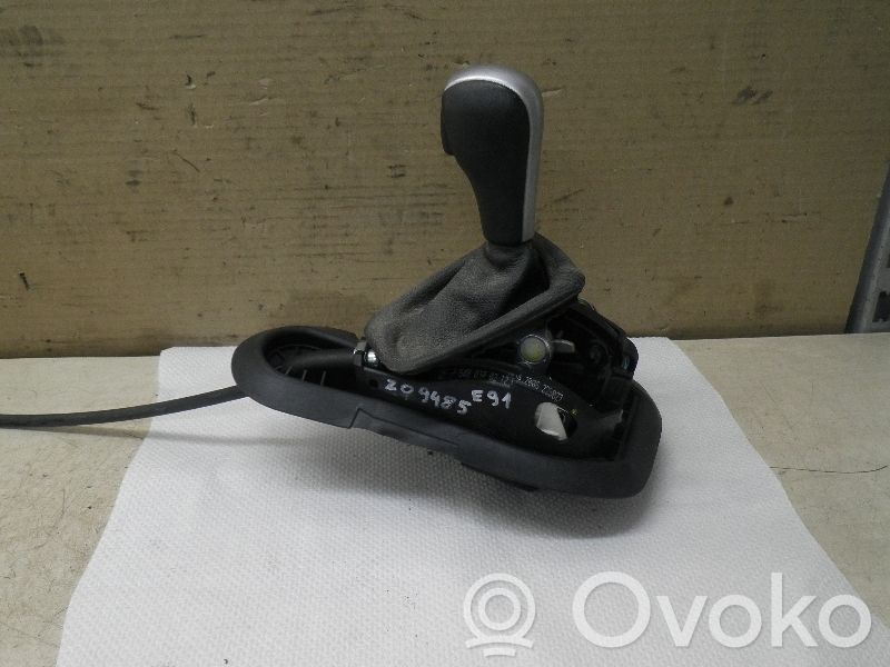 BMW 3 E90 E91 Pavarų perjungimo svirties apdaila (plastikinė) 